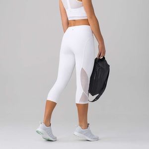 lululemon Twist & Train Crop Mesh Leggings (19") Size 10